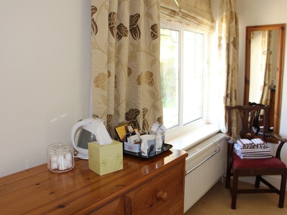 Laurels Guesthouse Уитни Экстерьер фото